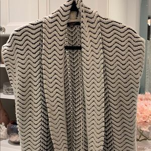 Dex sleeveless cardigan